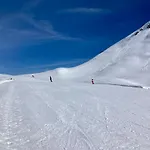 Finestra Sulle Alpi Orobie Apartamento