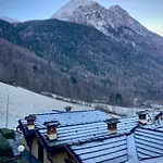 Finestra Sulle Alpi Orobie *