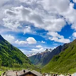 Finestra Sulle Alpi Orobie Apartamento