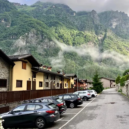 Finestra Sulle Alpi Orobie * Valbondione
